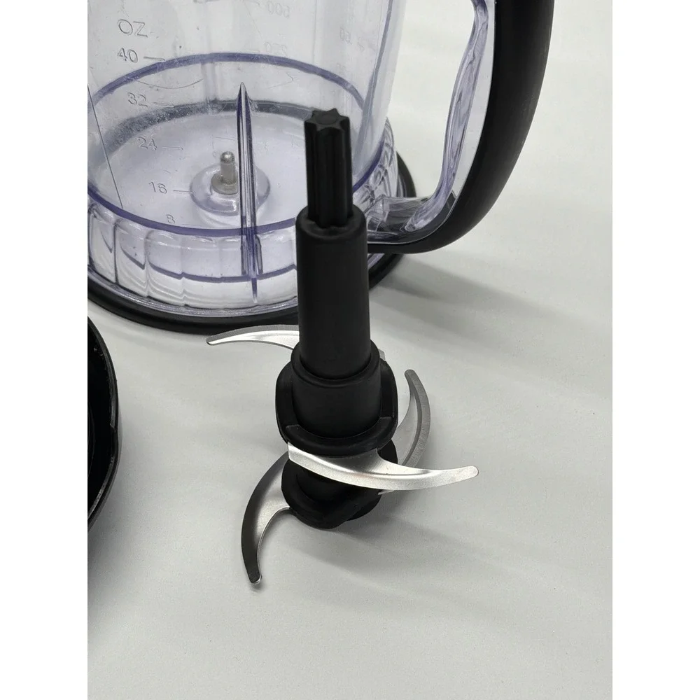 Ninja Master Prep Professional 40oz Pitcher with Splash Guard and Quad Blade